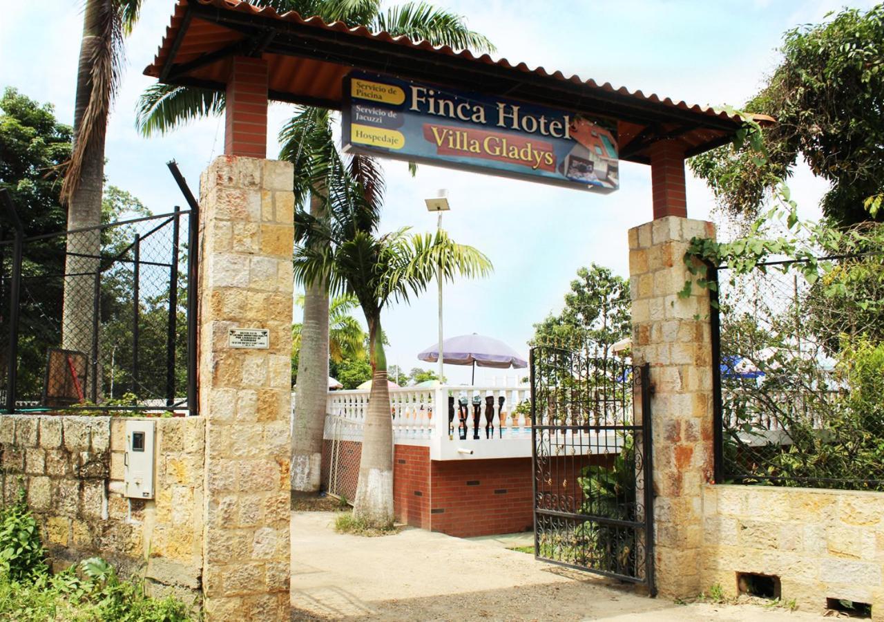 Hotel Finca Gladys En Mesitas Del Colegio El Colegio (Cundinamarca)