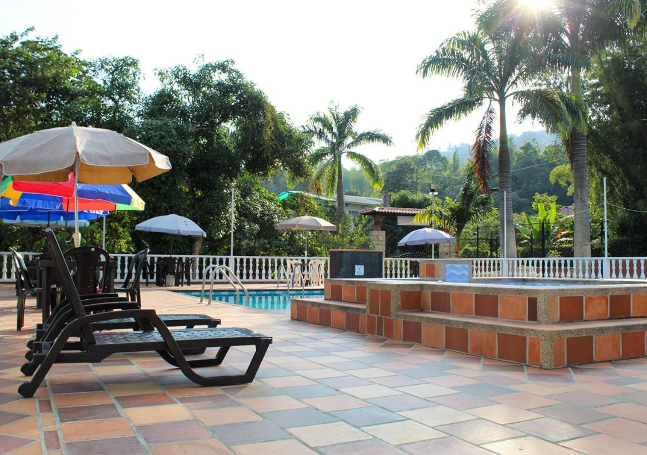 Hotel Finca Gladys En Mesitas Del Colegio El Colegio (Cundinamarca)